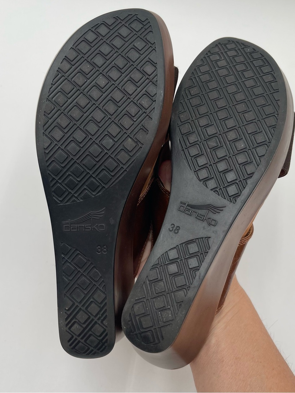 Dansko Ava Brown stretch Fabric Wedge Sandals Slip On Women's Size 38 US 7.5-8 - Picture 13 of 13